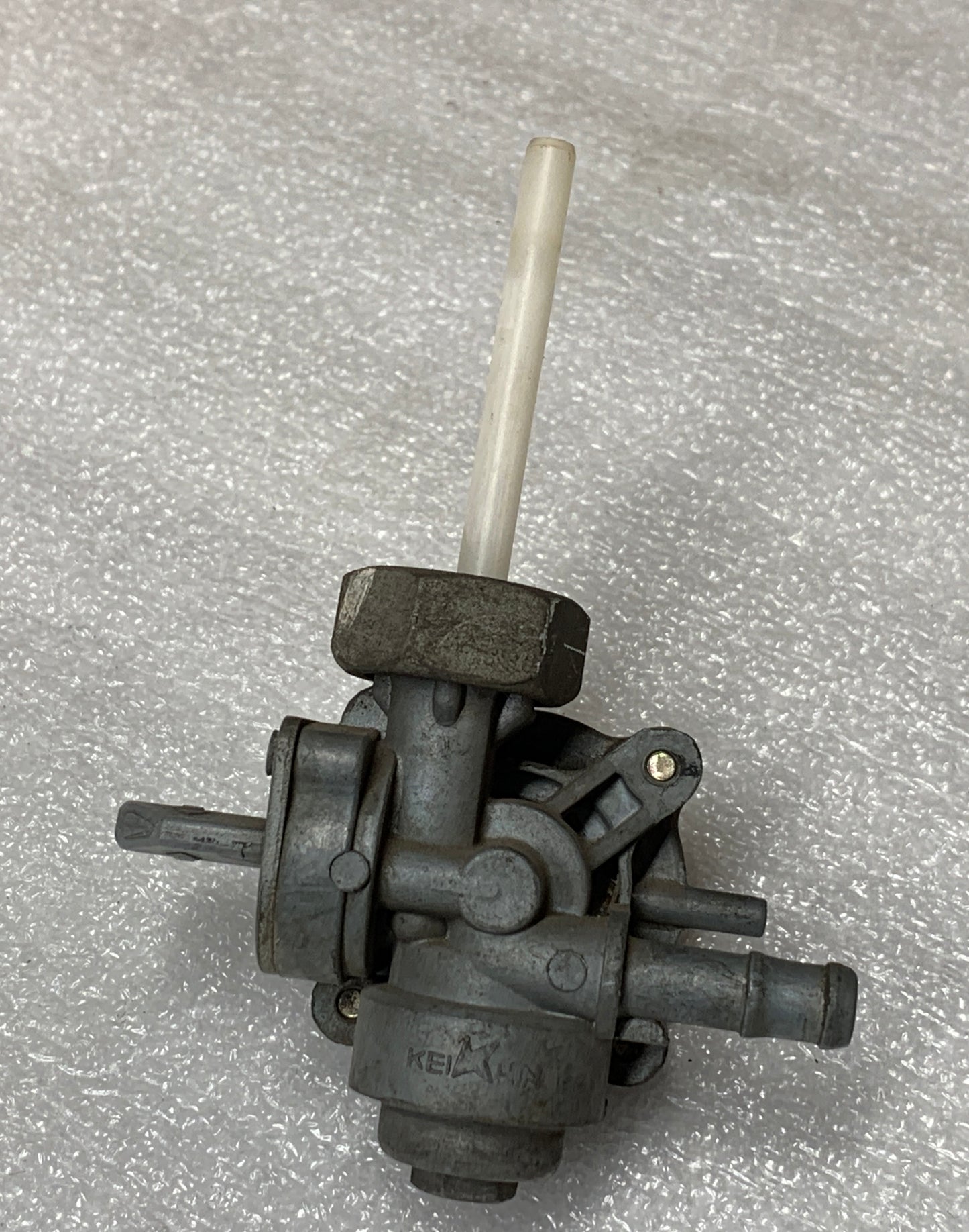 1985 Honda CB650 Nighthawk FUEL VALVE PETCOCK 83 cb650sc Fuel Shut Off Valve 83 84 85