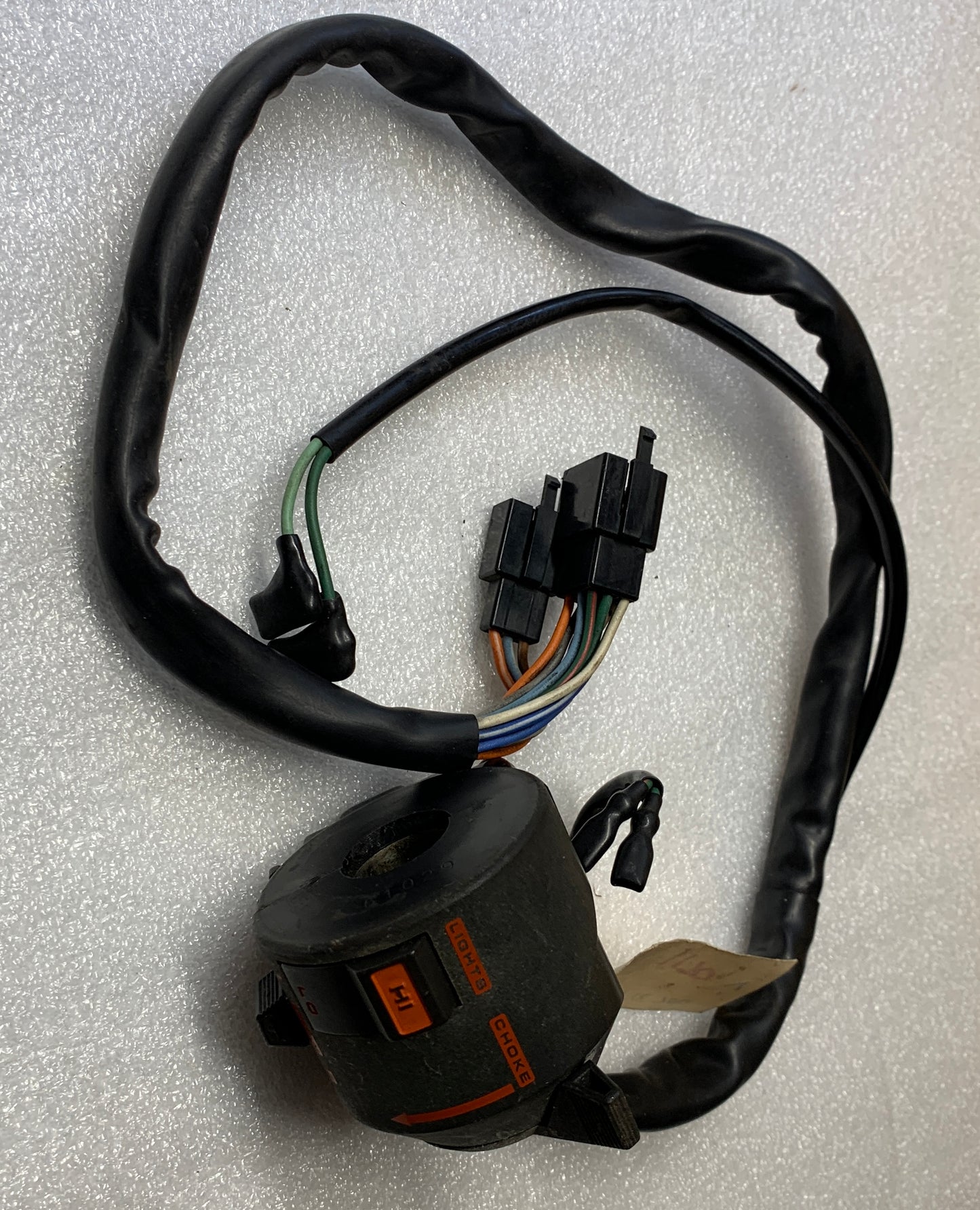 1986 Honda VFR700 Interceptor HANDLEBAR LEFT BAR CONTROL SWITCH TURN HORN HI LOW 86 87