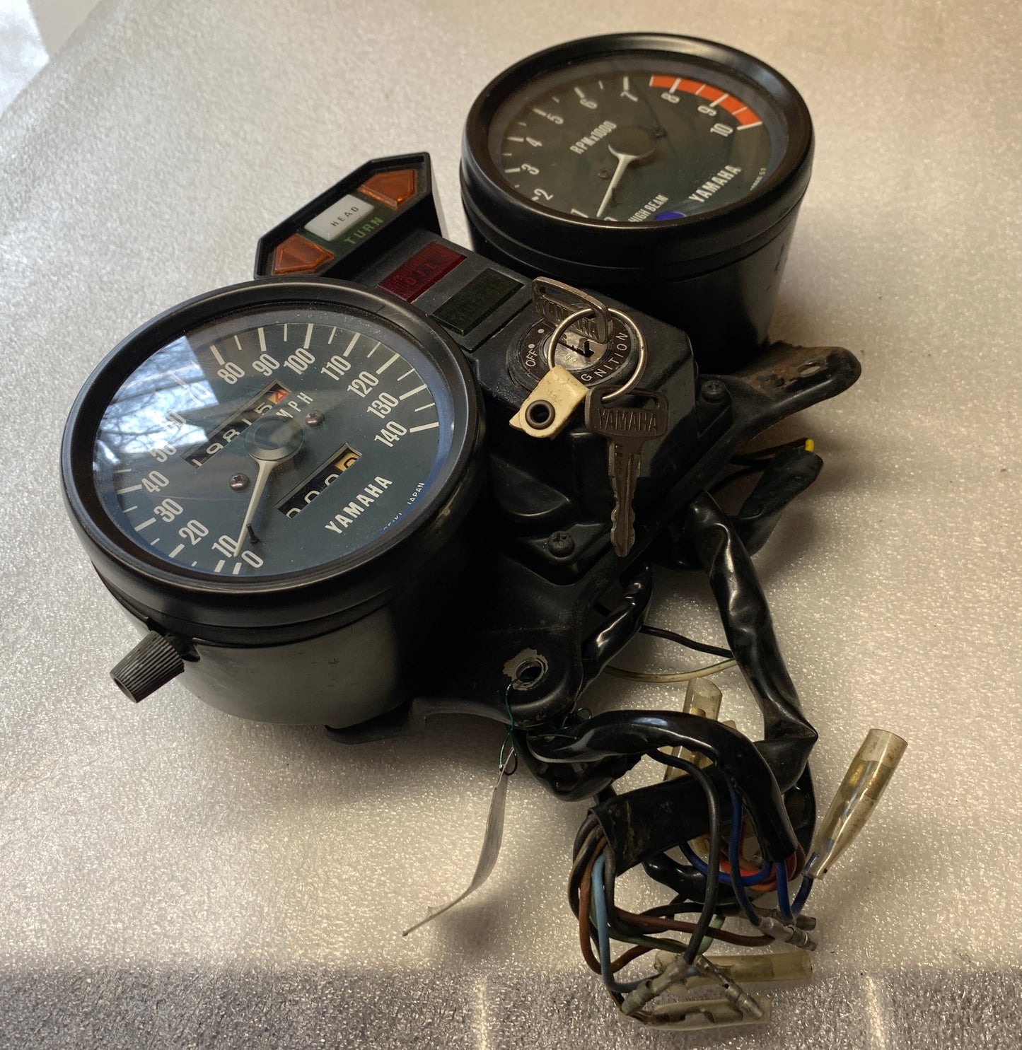 1977 Yamaha XS750 Gauge Cluster Speedometer Tachometer 77