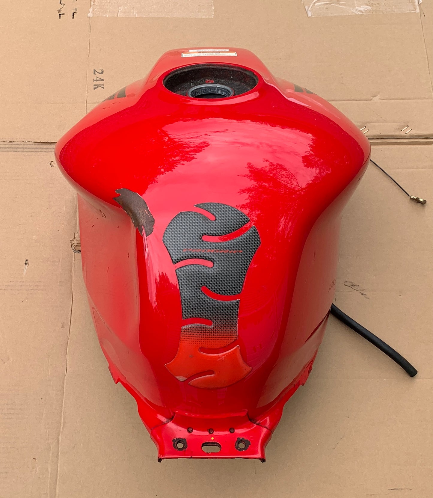 2004 Honda VFR800 Interceptor Fuel Gas Tank 02 03 04 VFR 800