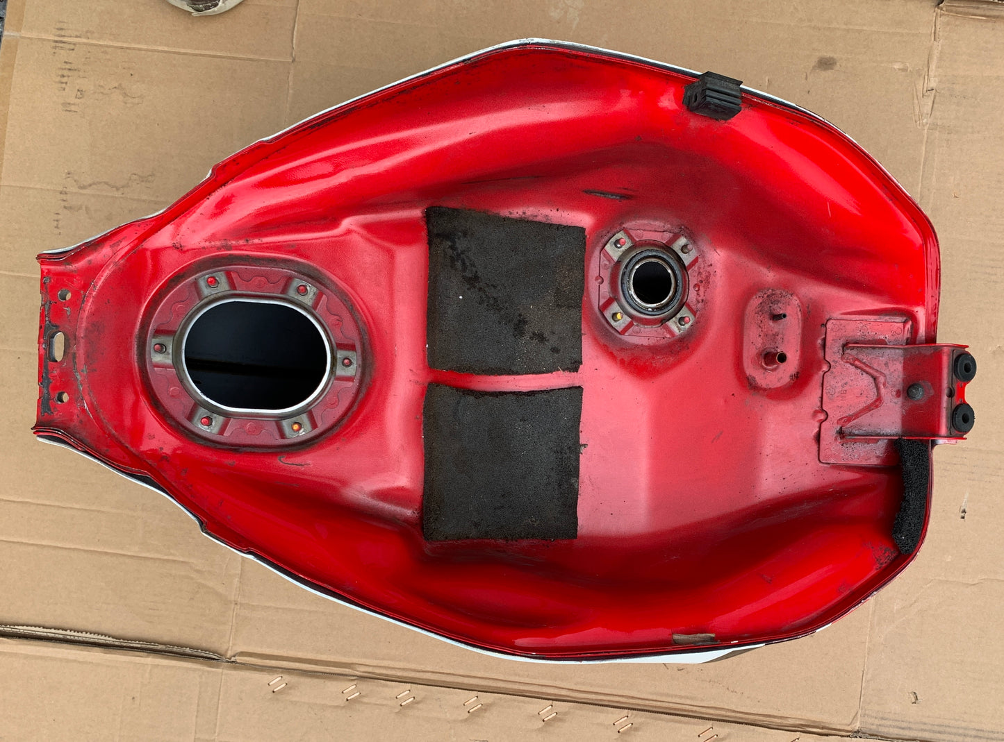 2004 Honda VFR800 Interceptor Fuel Gas Tank 02 03 04 VFR 800