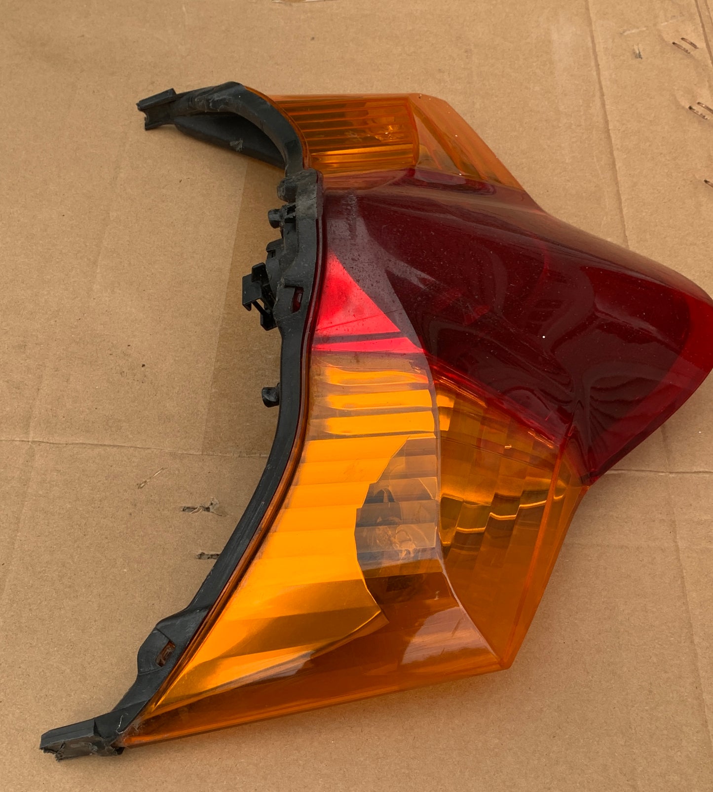 2004 Honda VFR800 Interceptor Tail Light Combination Unit Rear R 02 03 04 05