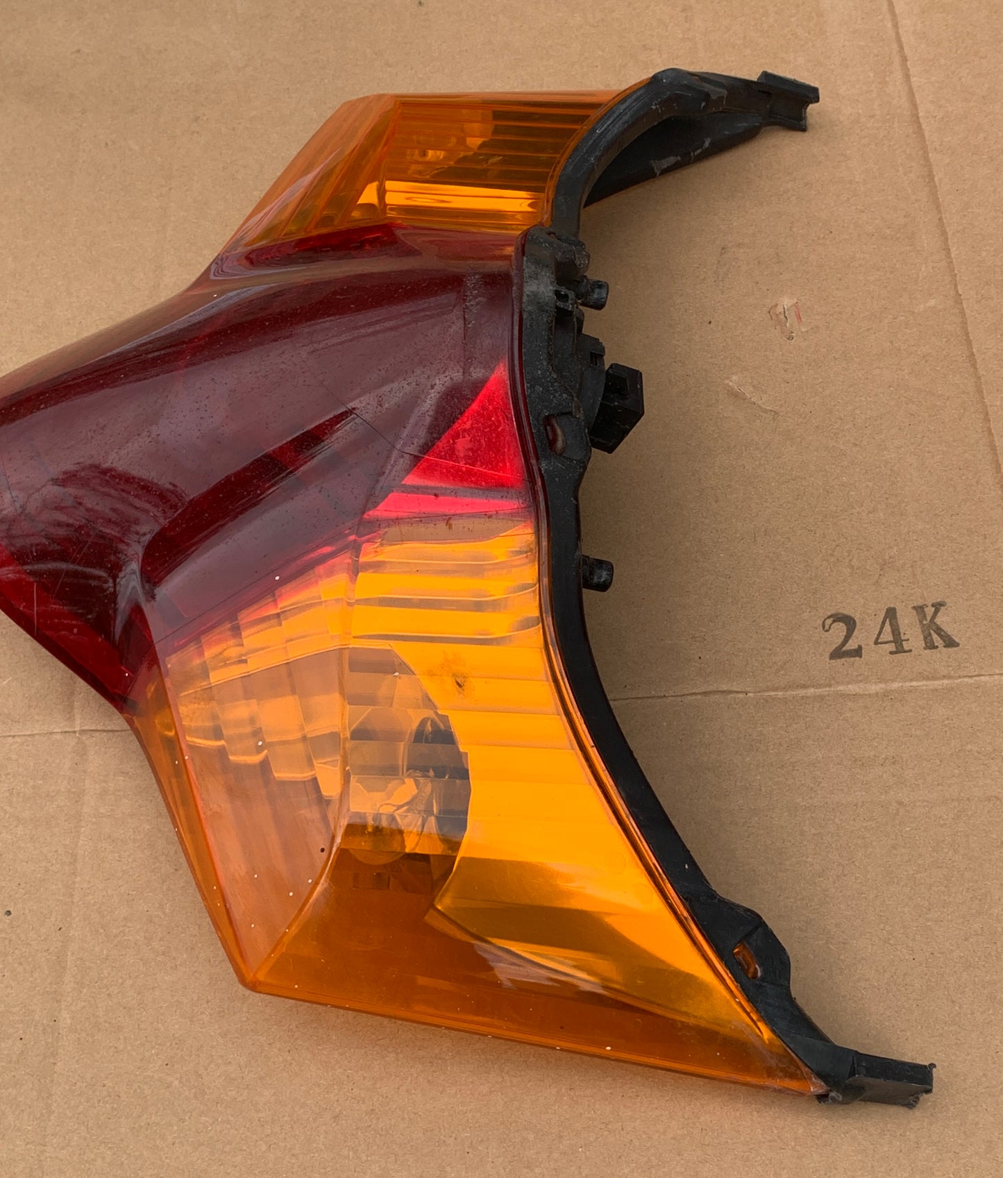 2004 Honda VFR800 Interceptor Tail Light Combination Unit Rear R 02 03 04 05