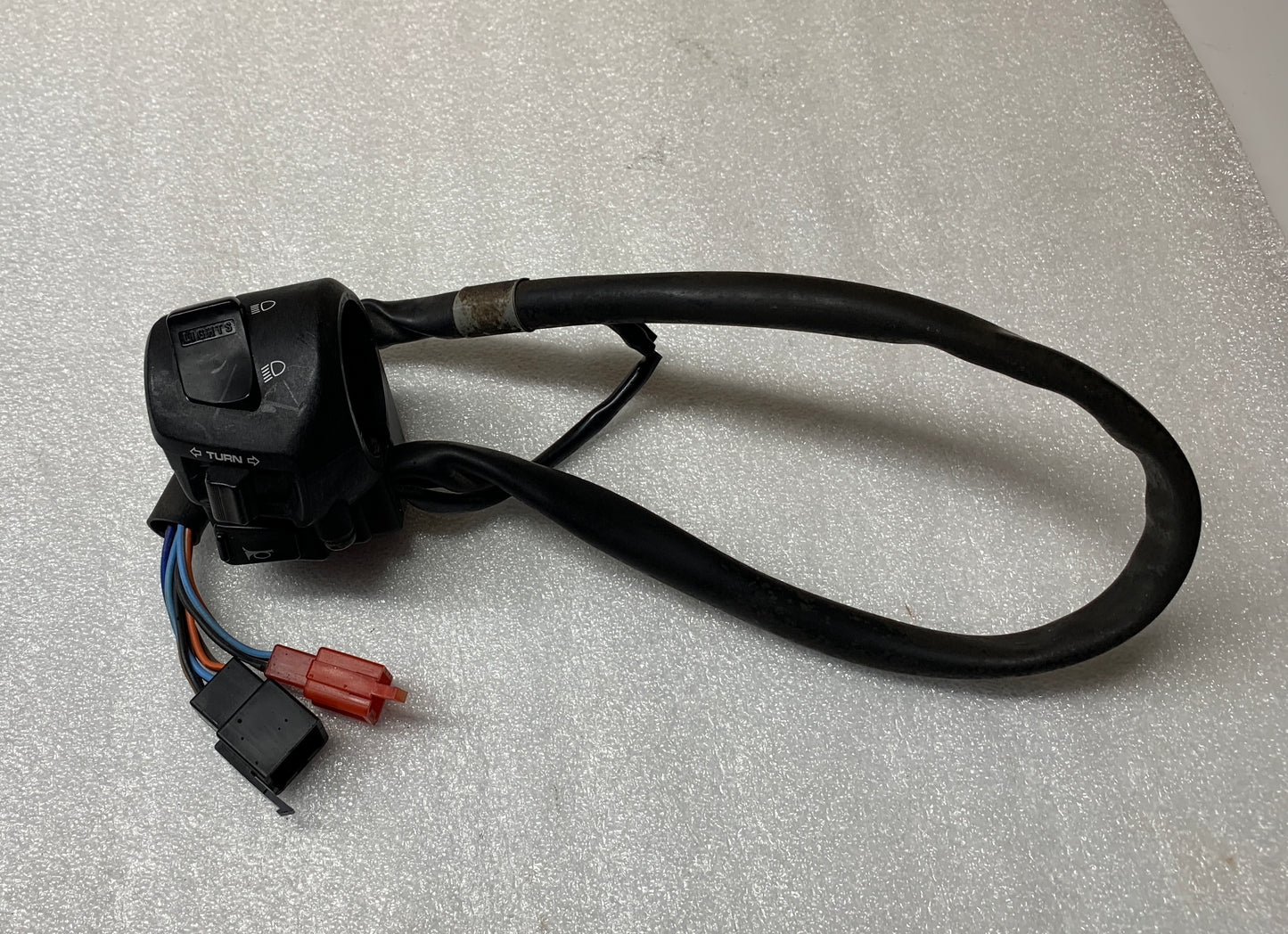 2004 Honda VFR800 Left Bar Control L Turn Signal Horn Hi Low 04 05 vfr 800