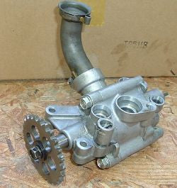 1987 Honda VFR700 Interceptor PUMP ASSEMBLY OIL 87 86 90 91 92 93