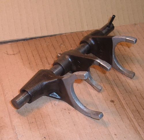 1978 Honda GL1000 Goldwing GEARSHIFT SHIFT FORK W ROD