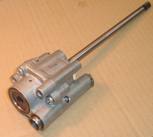 1978 Honda GL1000 Goldwing PUMP ASSEMBLY OIL