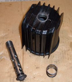 1982 Honda CB650 Nighthawk OIL FILTER CASE COVER W BOLT