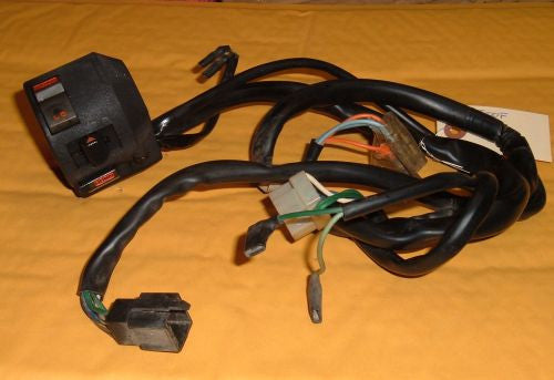 1984 Honda VF500 Interceptor Bar Control Left Side Turn signal, Horn, Hi Low Switch