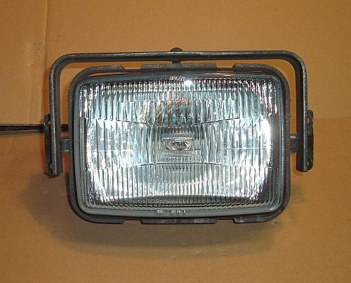 1985 Honda VF500 Interceptor HEADLIGHT ASSEMBLY W MOUNT 84 85 86