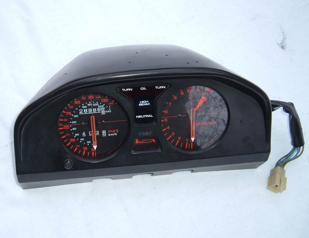 1985 Honda VF500 Interceptor GAUGE CLUSTER SPEEDOMETER TACHOMETER