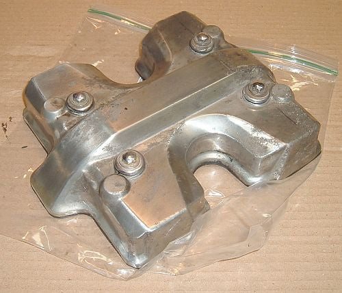 1985 Honda VF500 Interceptor FRONT OR REAR CYLINDER HEAD VALVE COVER