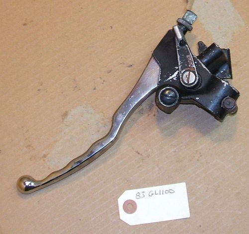 1983 Honda GL1100  CLUTCH LEVER W BRACKET HOLDER CHOKE LEVER 83