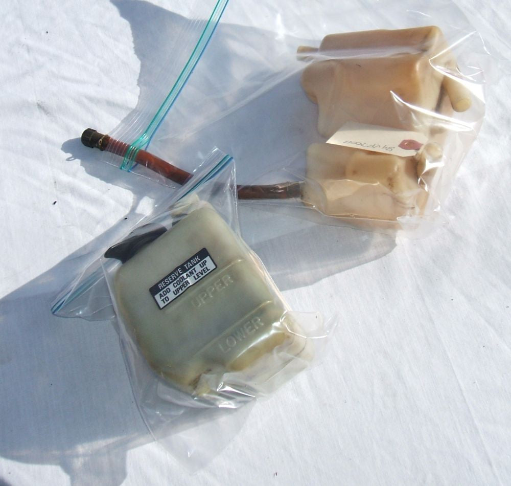 1984 Honda VF700 Interceptor Radiator Coolant Overflow Tank