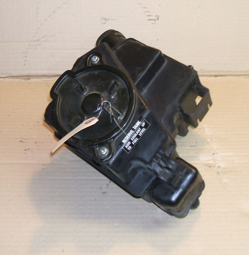 1983 Honda VT750 Shadow Air Box Air filter Cover