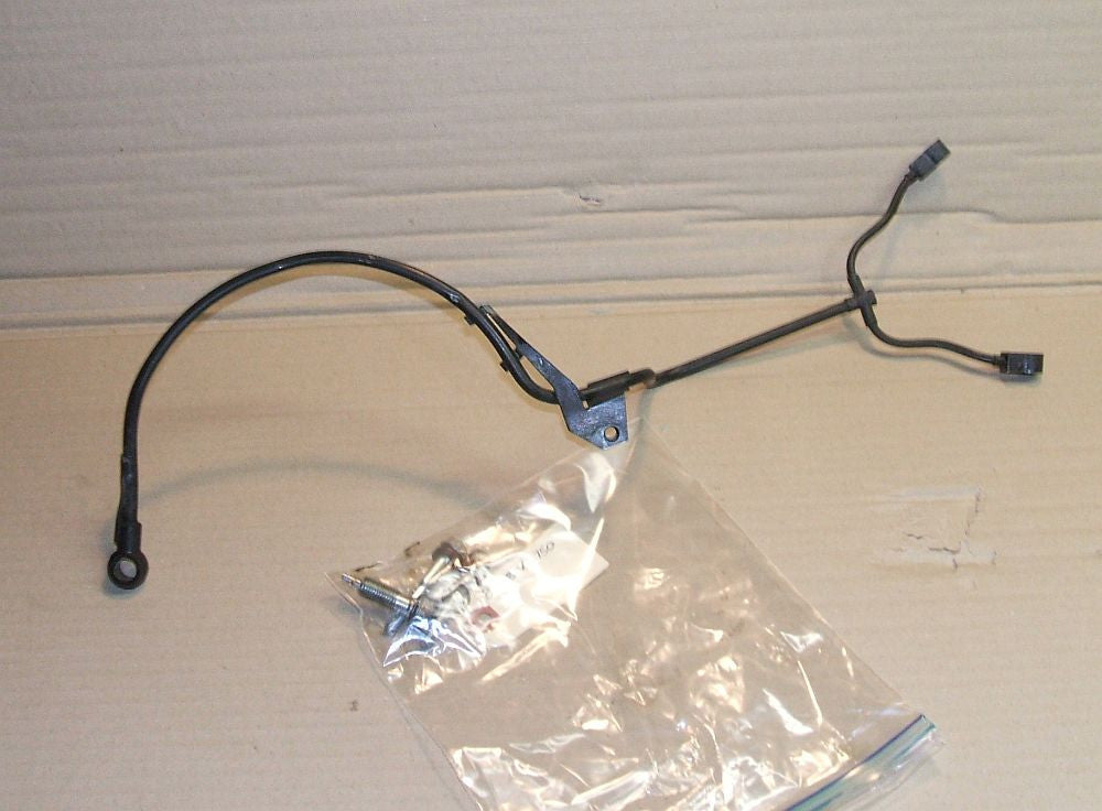 1983 Honda VT750 Shadow Upper Oil Line Passage Pipe