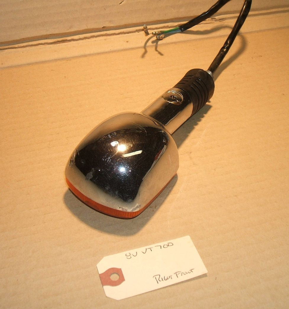 1984 VT700 Honda Shadow Turn Signal front right R