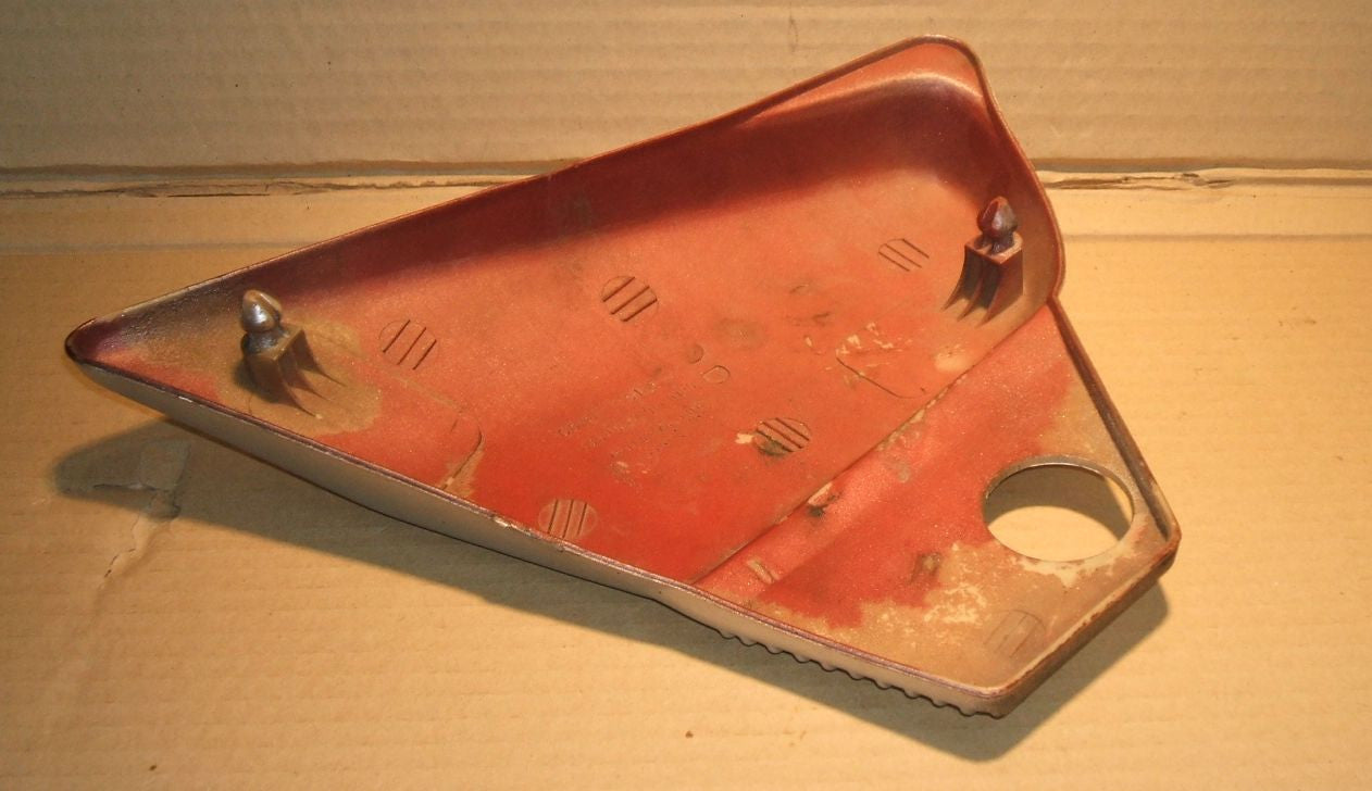 1984 Honda VT700 Shadow Side Cover Right R