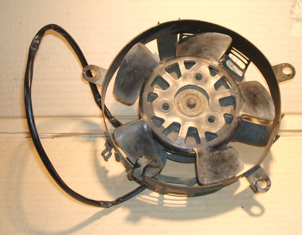 1984 Honda VT700 Shadow 700 Radiator Fan 84 85 83