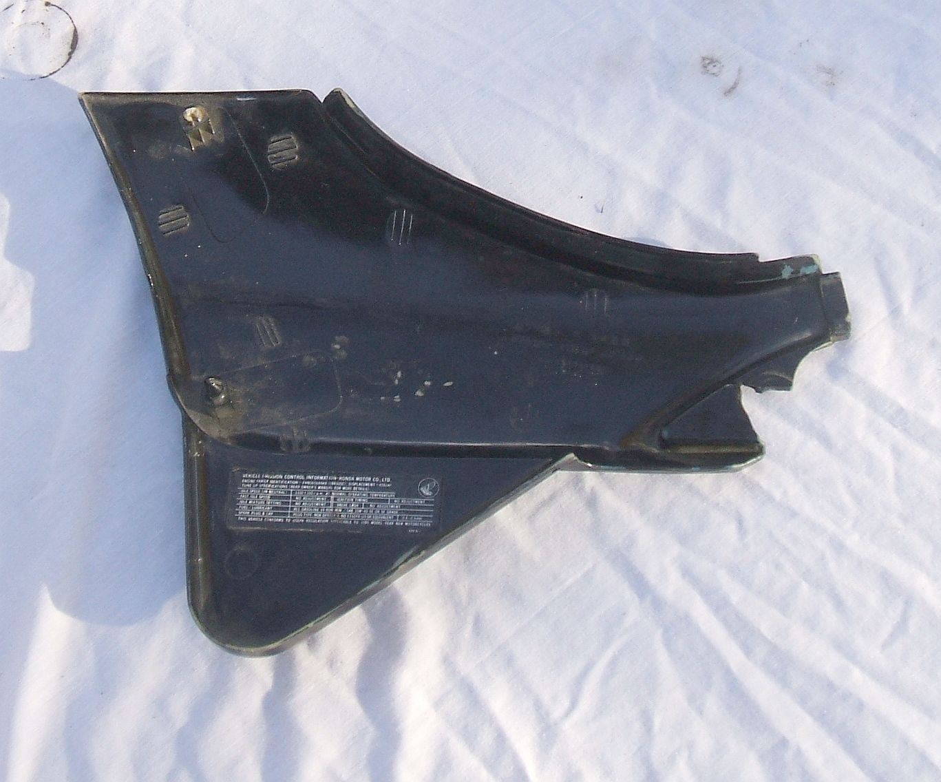 1985 Honda CB650 Nighthawk Side Plate Cover Right R