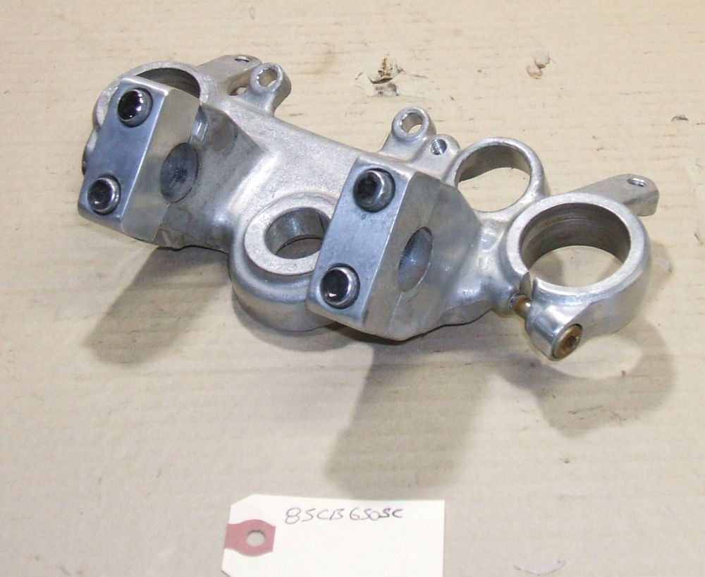 1984 Honda CB650 Nighthawk Triple Tree Clamp Upper Fork 84 83 85