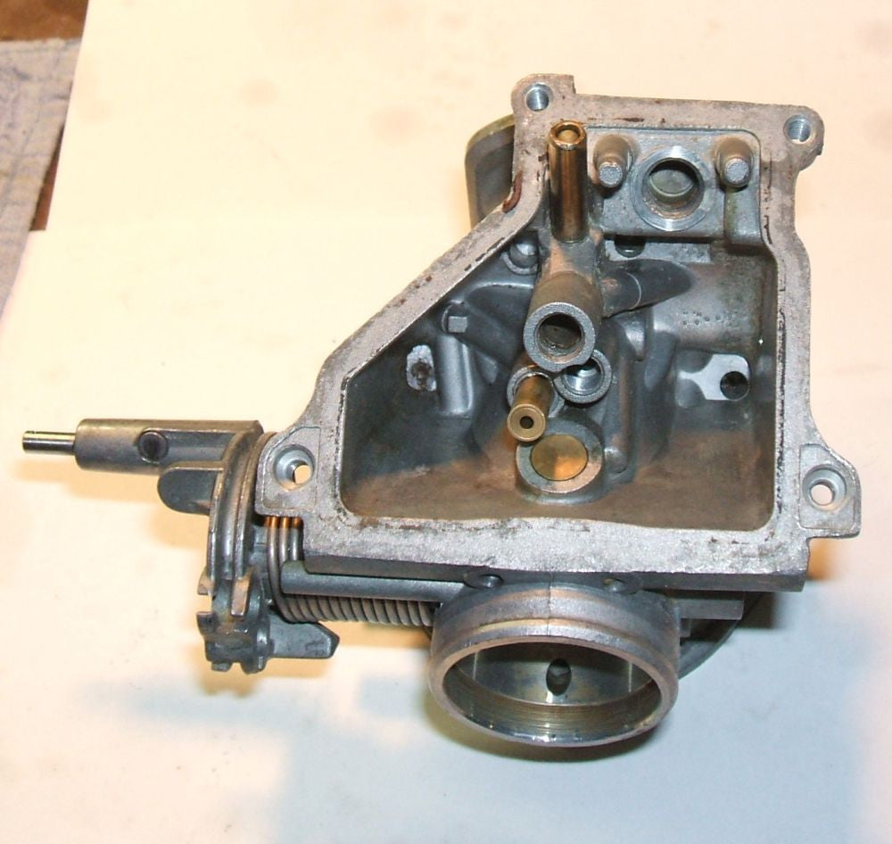 VF500 Interceptor #4 CARBURETOR BODY