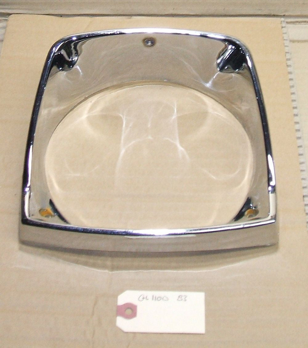 1983 Honda GL1100 GOLDWING HEADLIGHT FAIRING RING