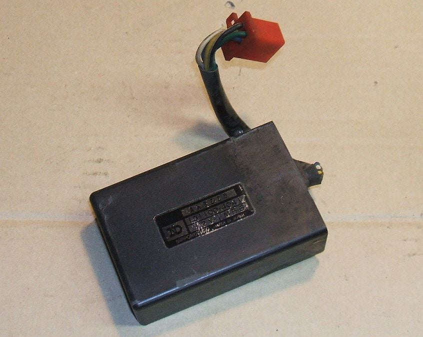 1984 Honda VF1000 Interceptor CDI Box Ignitor Ignition Spark Control Module 84