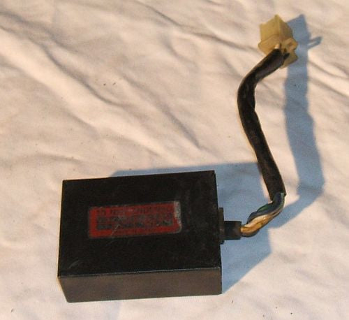 1983 Honda VF750 CDI IGNITOR BOX MODULE IGNITION CONTROL CDI RED