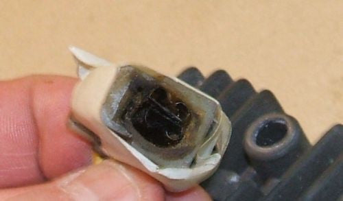 1983 Honda VF750 Interceptor REGULATOR RECTIFIER 89 90 84 85