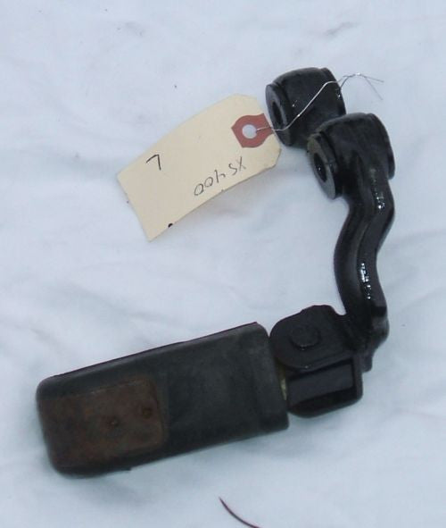 YAMAHA 1978 XS400 YAMAHA XS400 FOOT PEG STEP LEFT L FOOTREST