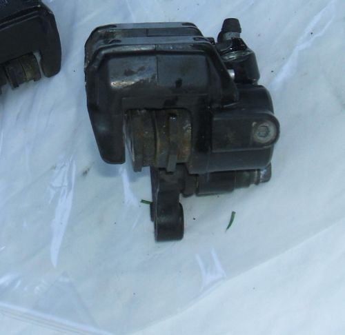 1983 Honda VF750 Interceptor Front Brake Caliper Right and Left R L