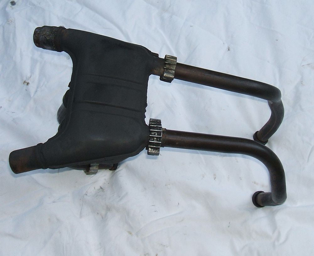 1983 Honda VF750 Interceptor Muffler Exhaust Pipe Collection Unit
