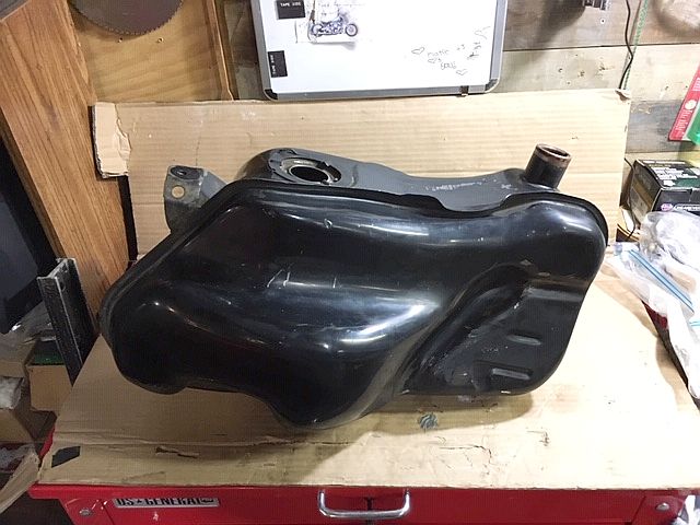 1978 Honda GL1000 GOLDWING FUEL TANK GAS TANK