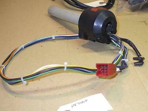 1984 Honda VF500 Interceptor Bar Control Right Throttle Housing Starter Switch