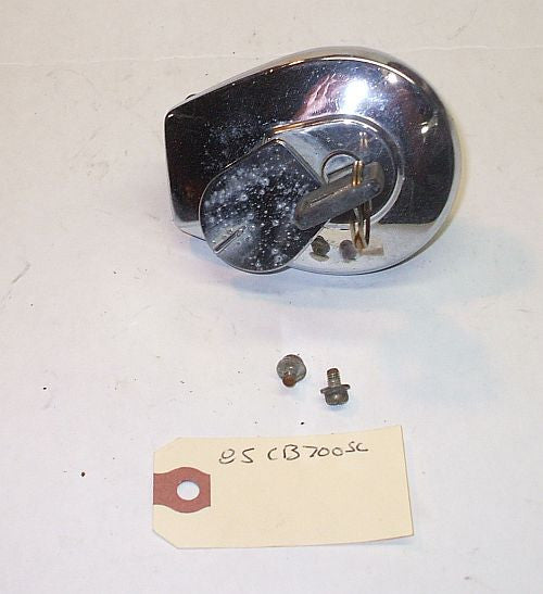 1983 Honda CB550 Nighthawk FUEL TANK FILLER CAP GAS TANK CAP W KEY