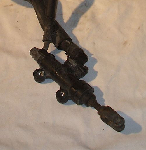 1986 Honda VFR700 Interceptor REAR BRAKE MASTER CYLINDER 86 87 VFR 700