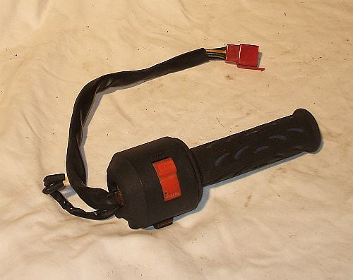 1986 Honda VFR700 Interceptor Bar Control Right Throttle Housing Starter Switch