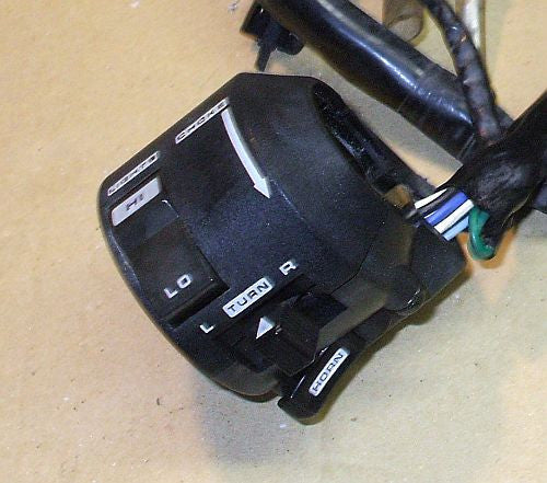 1985 Honda VT500 Shadow Bar Control Switch L Left Turn Signal Hi Low Horn