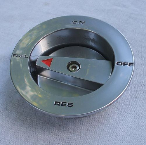 1986 Honda VFR700 Interceptor Petcock Lever Fuel Valve with Base