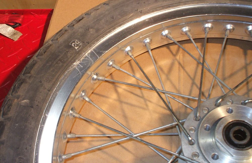 1976 Honda GL1000 Goldwing FRONT WHEEL RIM 19''