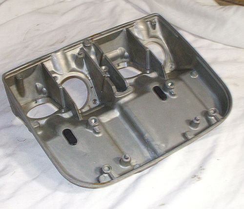 1984 Honda VF500 Interceptor AIB BOX CARBURETOR MOUNTING BASE PLATE