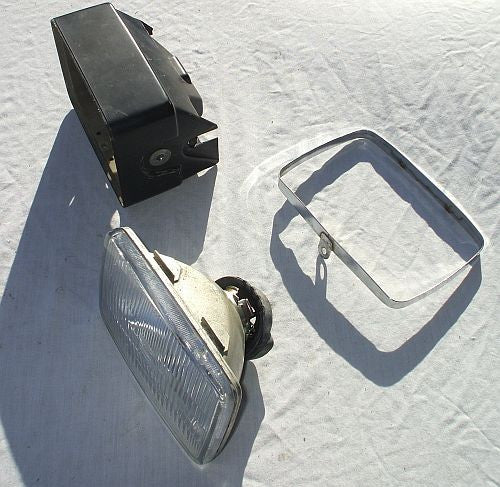 1983 Honda CB650 Nighthawk HEADLIGHT CASE BUCKET W RIM Head Light