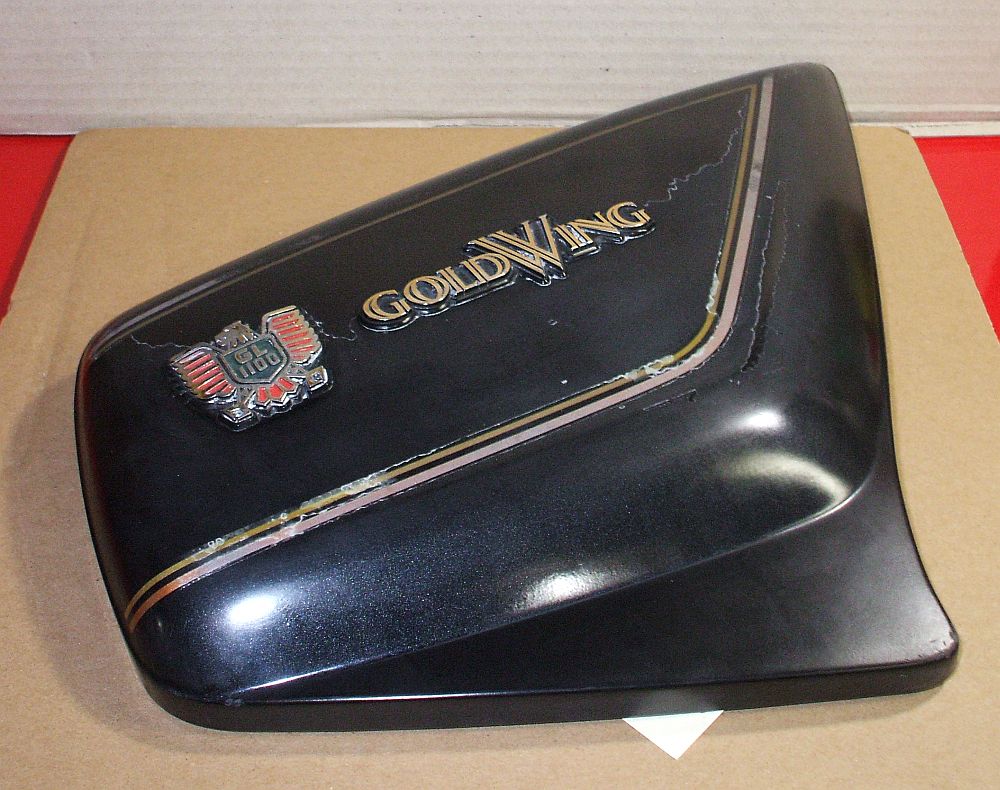 1981 Honda GL1100 Goldwing Side Cover Plate Right R