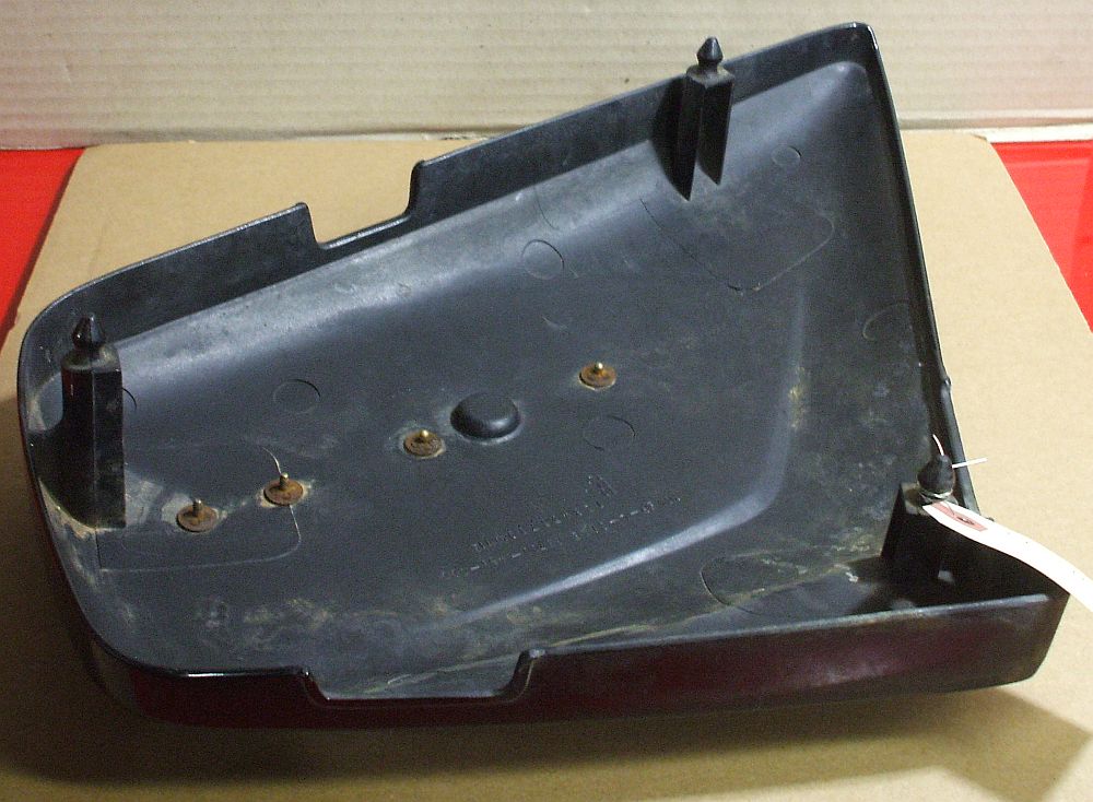 1983 Honda GL1100  LEFT SIDE COVER SIDE PLATE