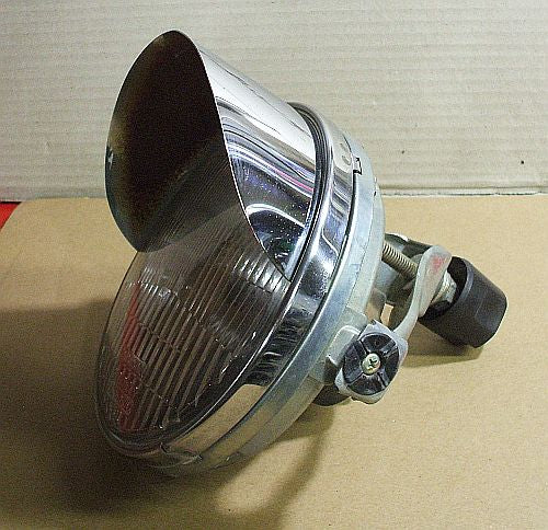 1981 Honda GL1100 GOLDWING HEADLIGHT W MOUNT 81 82 83 GL500 GL650