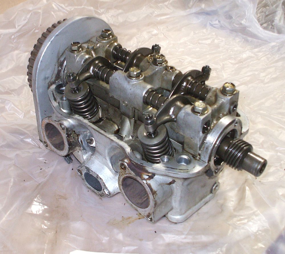 1981 Honda GOLDWING GL1100 CYLINDER HEAD R RIGHT SIDE