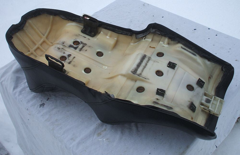 1981 Honda GL1100 GOLDWING SEAT 81 82