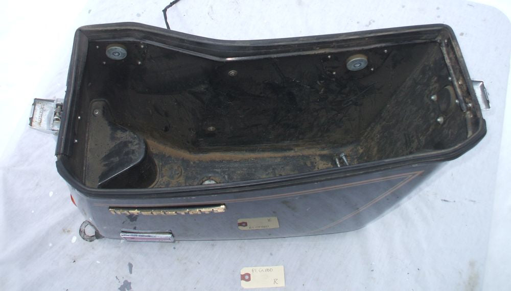 1981 Honda GL1100 GOLDWING SADDLE BAG R RIGHT SIDE LUGGAGE