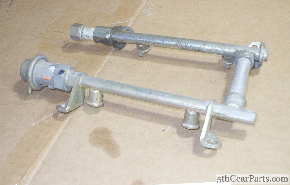 2003 Honda VFR800 Interceptor Throttle Body Pipe Comp Fuel FR RR 03 VFR 800